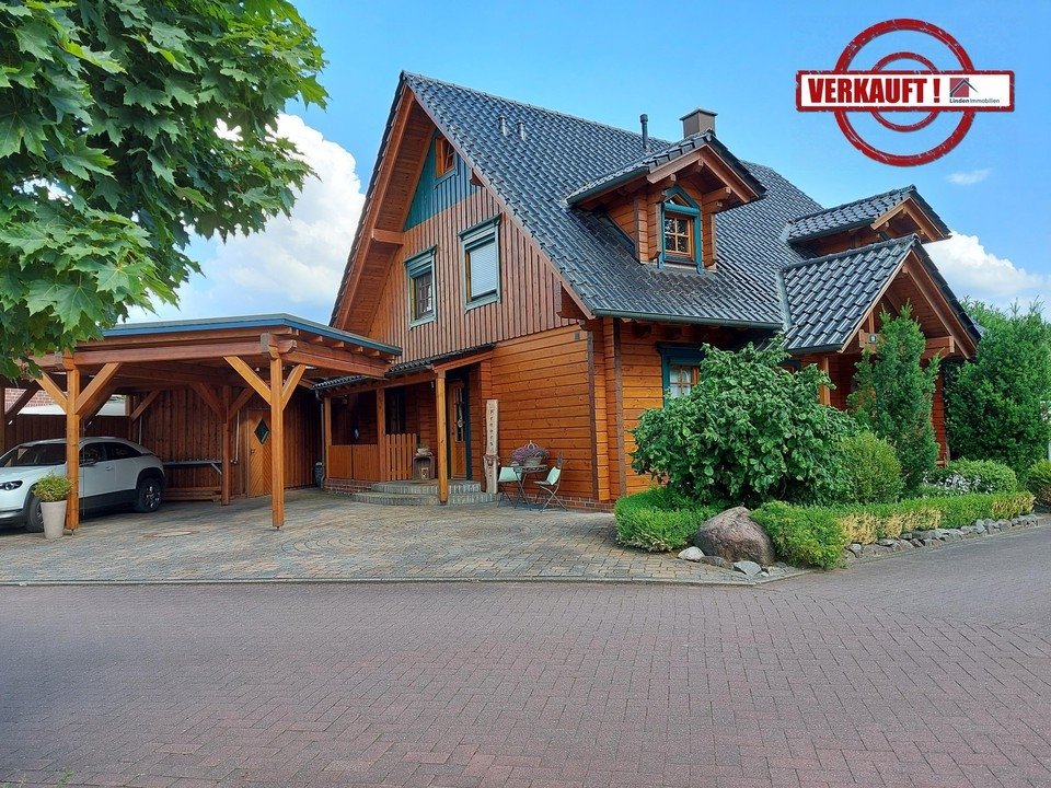 Lengerich: Aufgepasst! Absolutes Traumhaus aus massiven Holz mit Vollkeller 