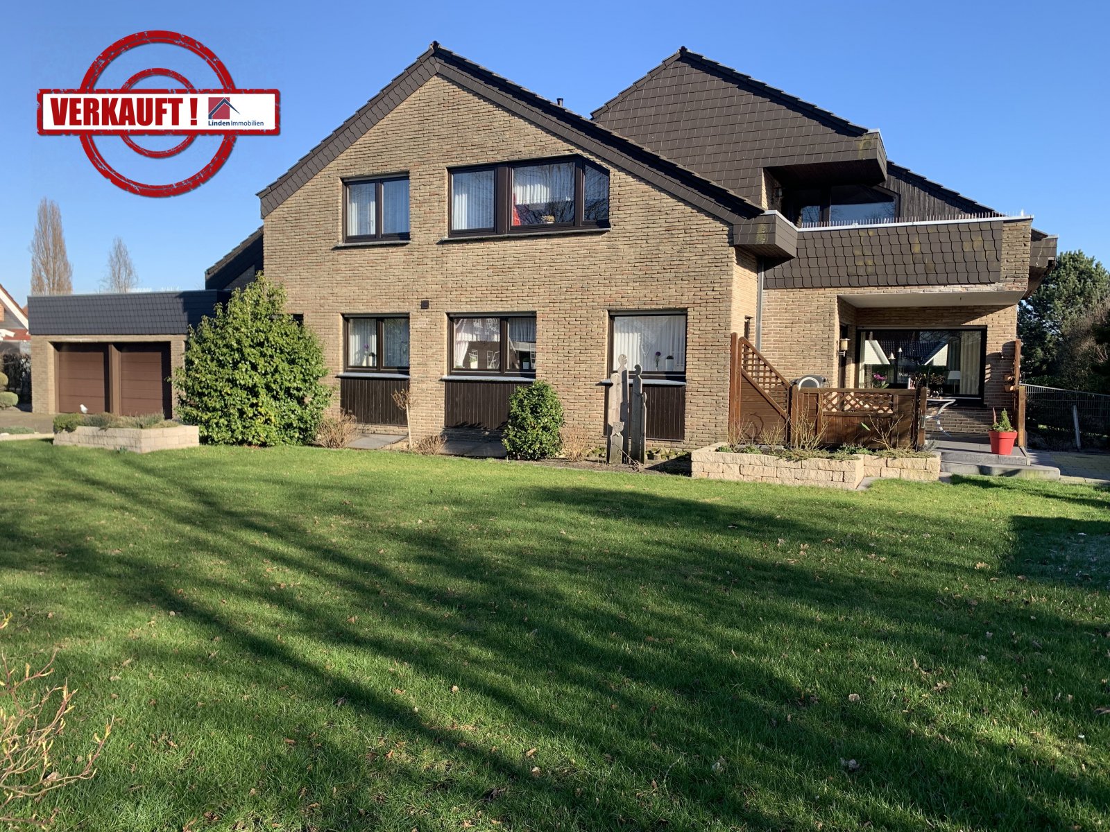 Gersten: Architektenhaus mit Einliegerwohnung auf großem Grundstück inkl. Bauplatz! 