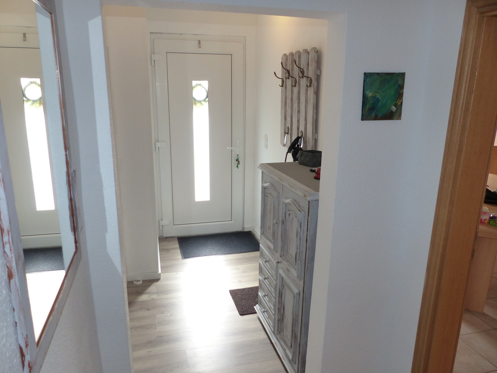 Geräumiges Einfamilienhaus mit Einliegerwohnung in zentraler Wohnlage!