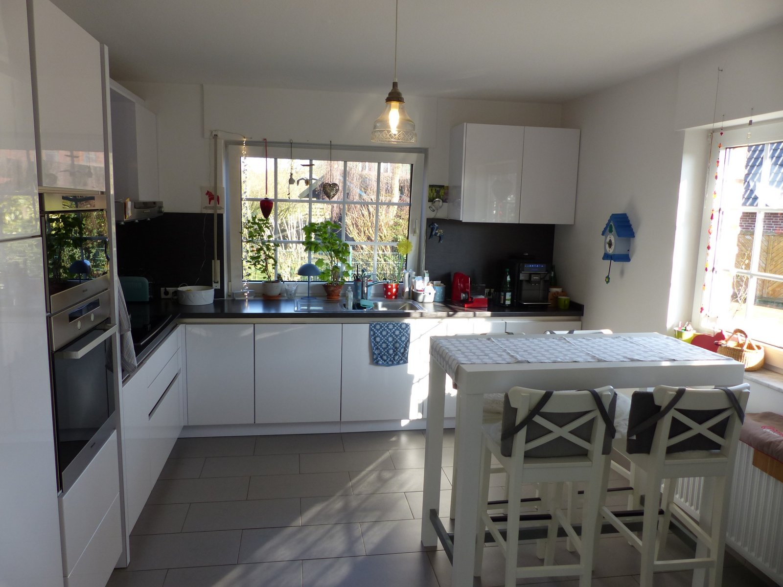 Gepflegtes EFH in ruhiger Sackgassenlage – Idyllisch an Feld- und Waldrand gelegen!