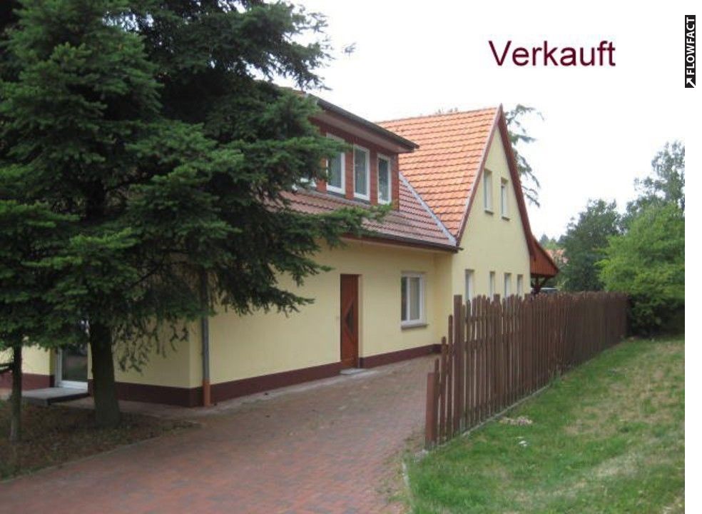 Eggermühlen: Alleinlage!! Zweifamilienhaus auf einen 3.046 m² großen Grundstück! 