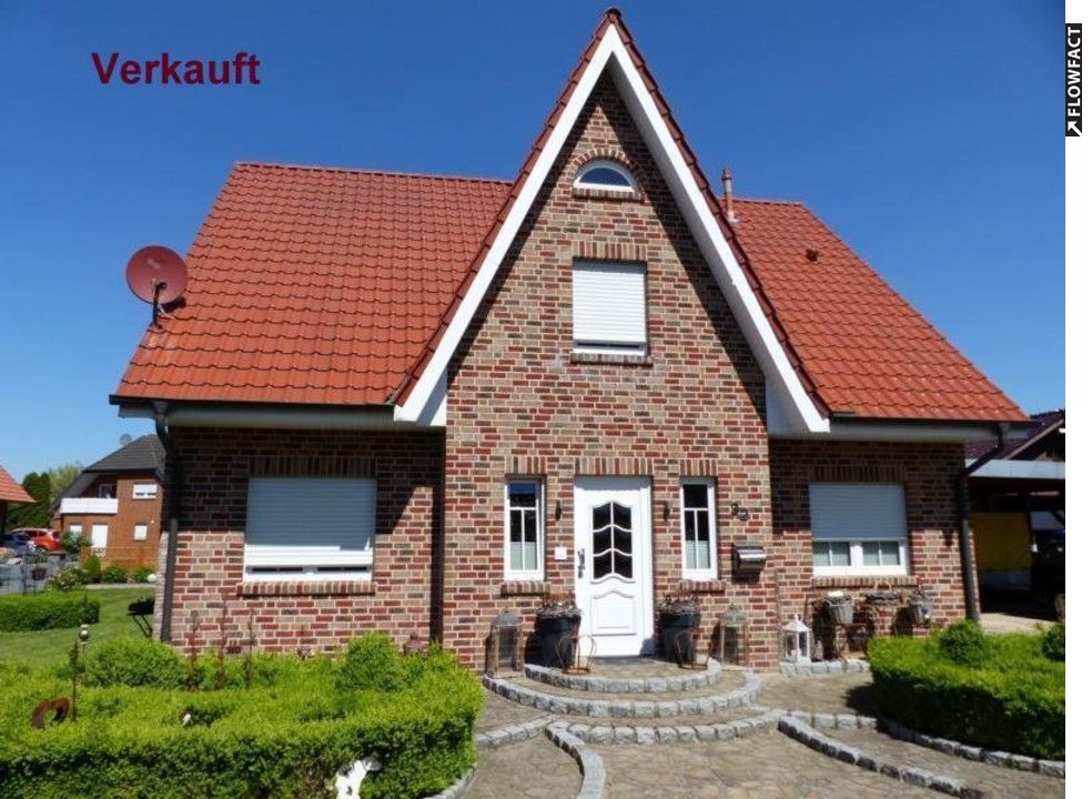 Gersten: Gepflegtes Dreigiebelhaus mit aufwendig angelegten Garten!  