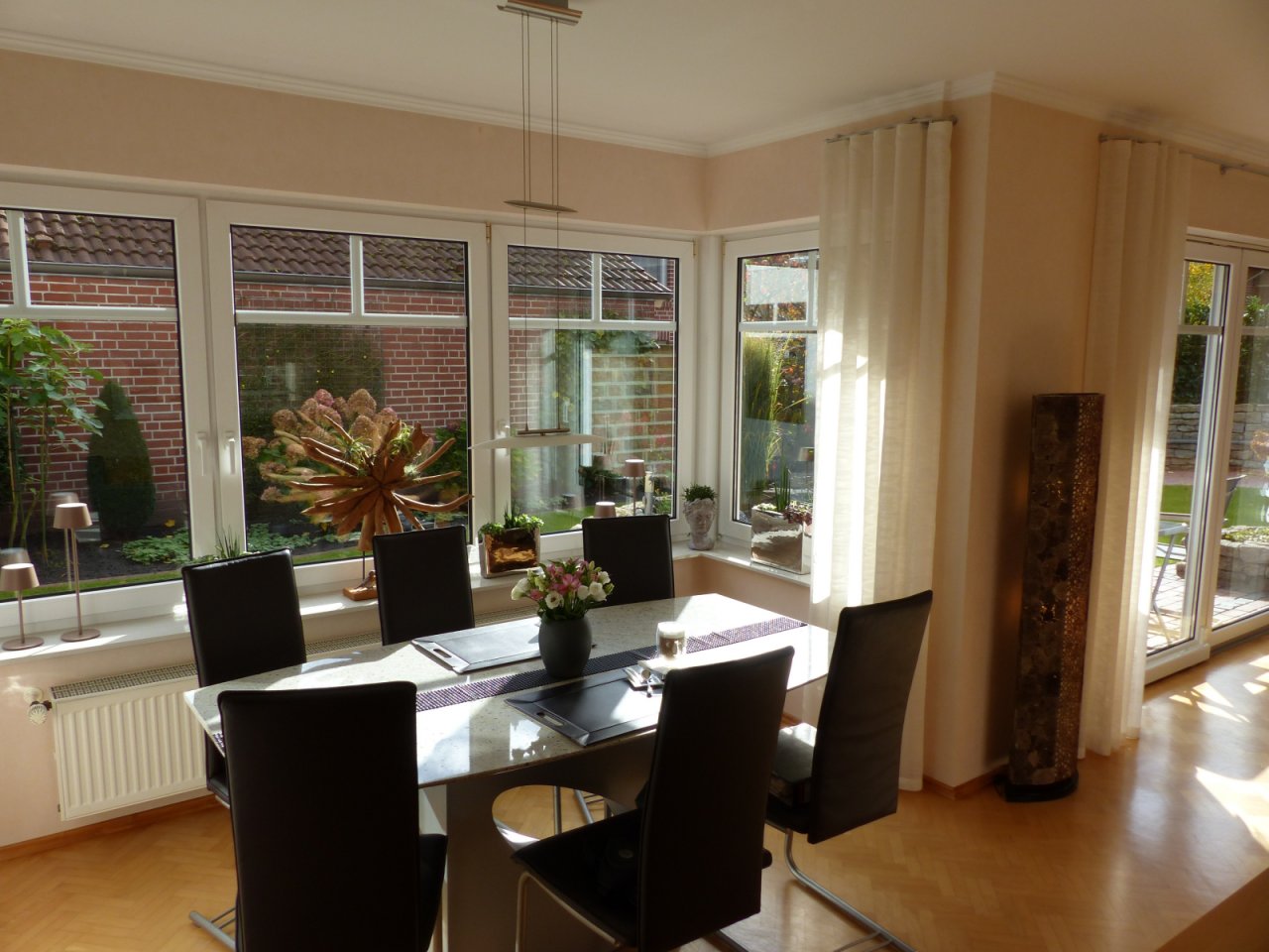 Wohn- Esszimmer Wohn- Esszimmer